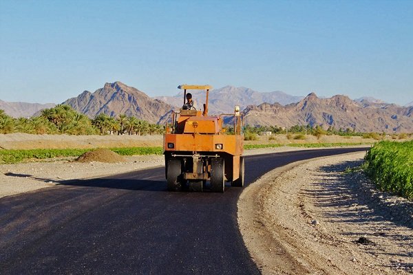 ساخت ۲۸ کیلومتر راه روستایی در استان زنجان با کمک خیرین راهداری