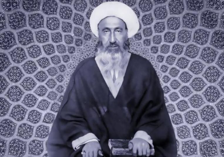 نگاه جالب میرزای نائینی به وقف؛ حکمرانی بر جامعه «موقوفه» است