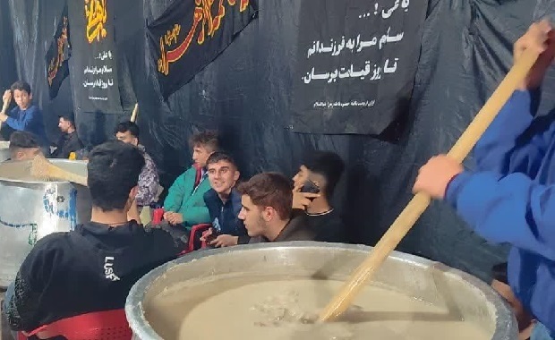 پخت ۱۸ دیگ حلیم نذری به نیت مادر 18 ساله با کمک خیرین