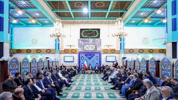 نشست رئیس‌جمهور با جمعی از خیرین و مدیران خیریه‌ها