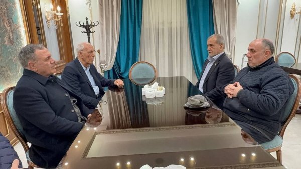 دیدار رئیس‌جمهور با «کریم مردانی‌آذر»؛ خیّر مدرسه‌ساز در تبریز