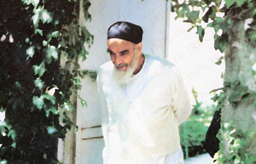 از نامۀ امام (ره) به حاج احمد خمینی: خدمت به خلق، خدمت به خداست