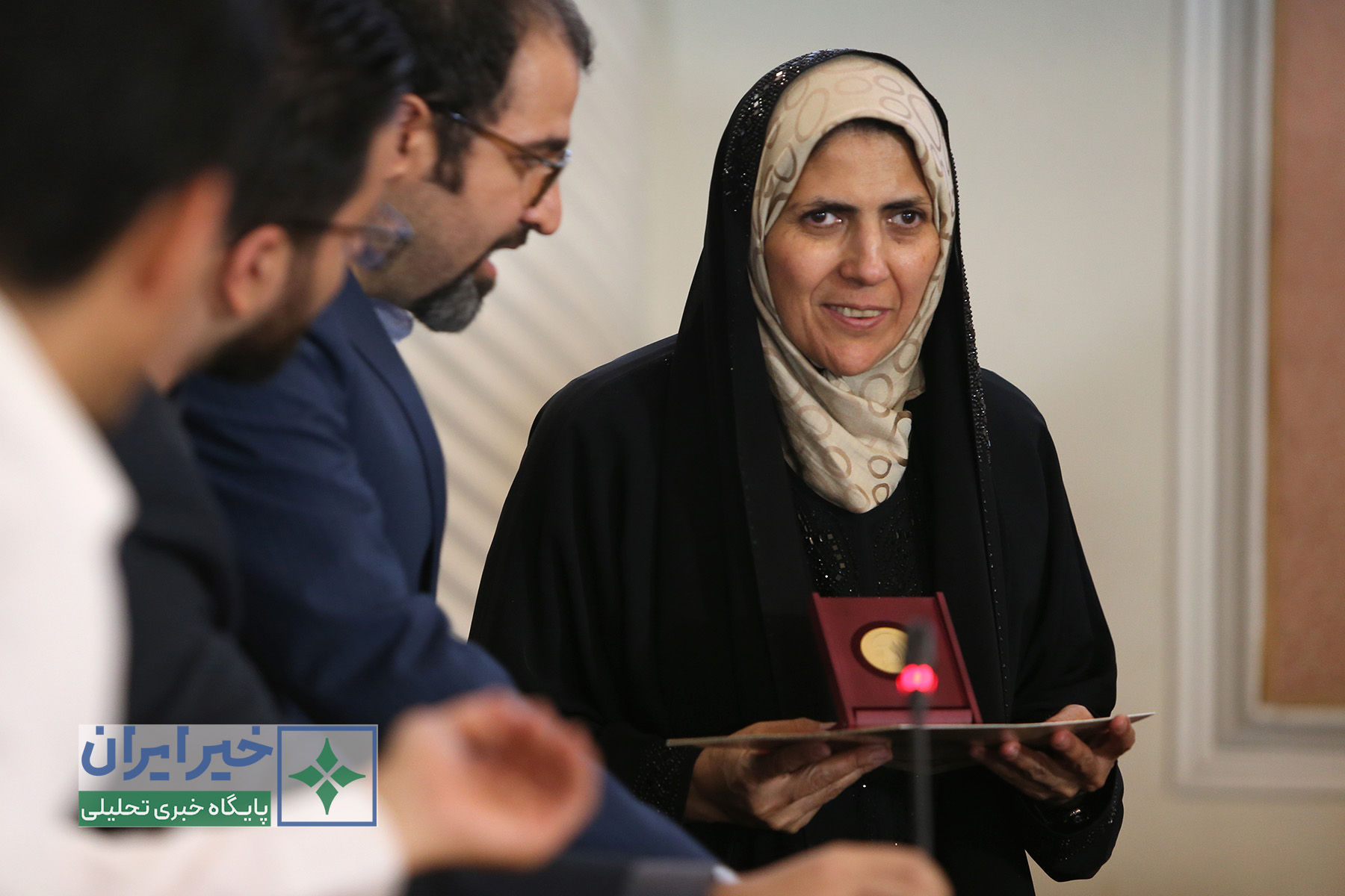 آشنایی با بانویی که از الگوهای نیکوکاری در کاشان است