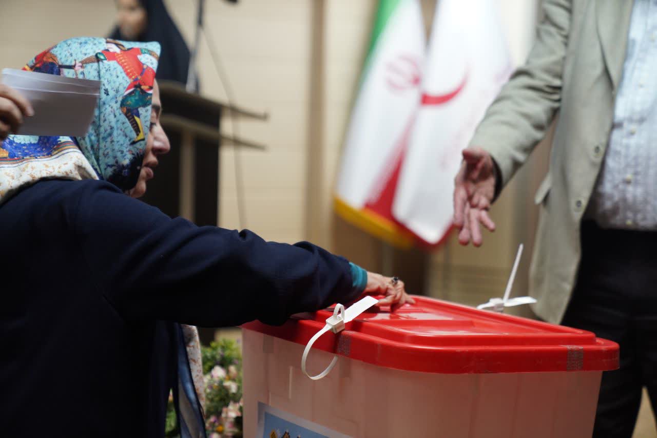سومین دورۀ انتخابات مجمع خیرین استان تهران برگزار شد / اعضای هیئت‌مدیره مشخص شدند