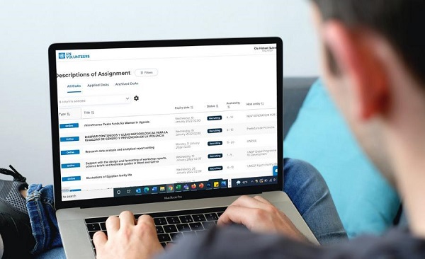 چگونه به شکل آنلاین در برنامۀ داوطلبی سازمان ملل متحد شرکت کنیم؟