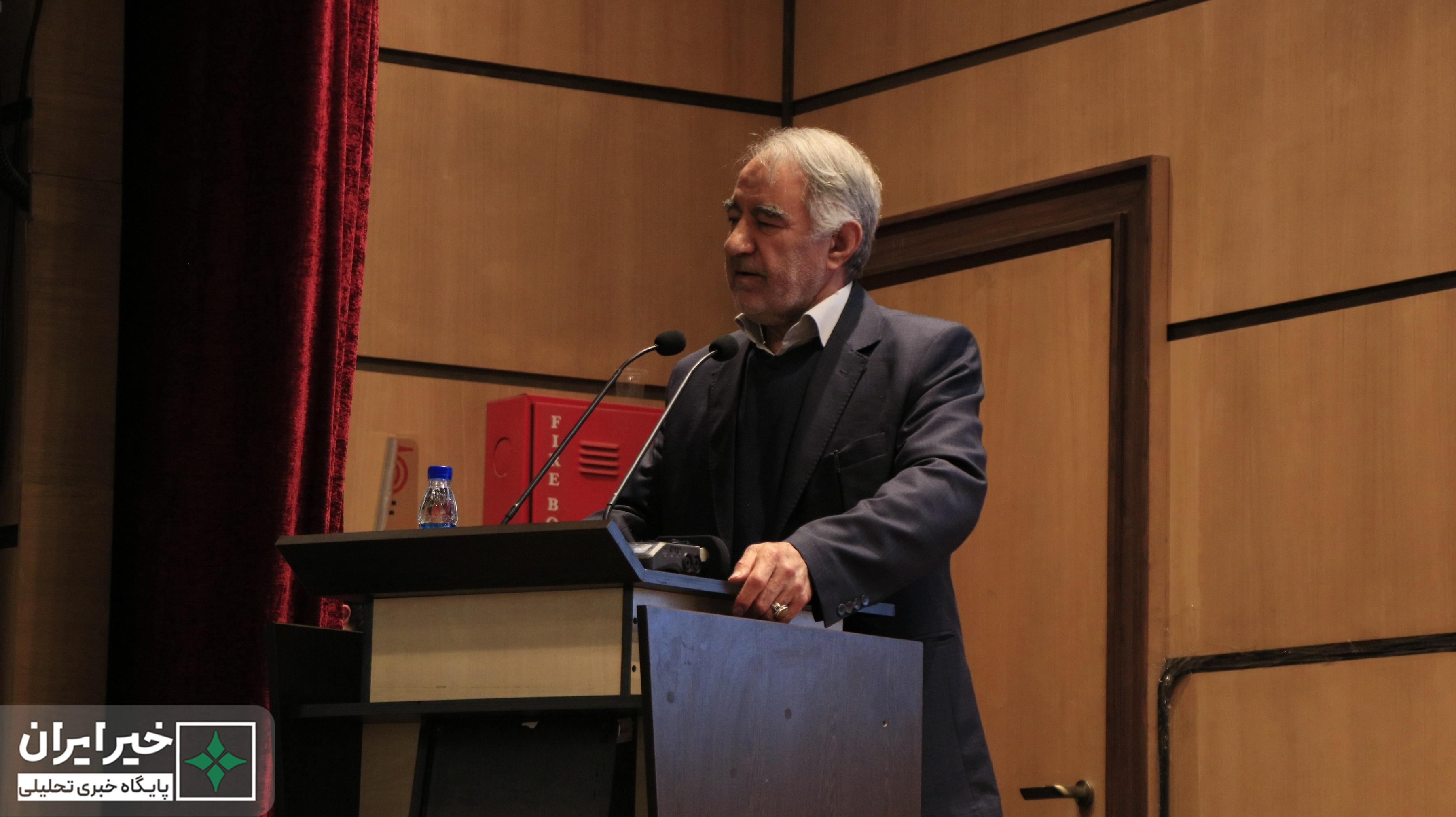 آیین رونمایی از کتاب زندگینامۀ خیّر پیشکسوت، محمدرضا کارگری برگزار شد