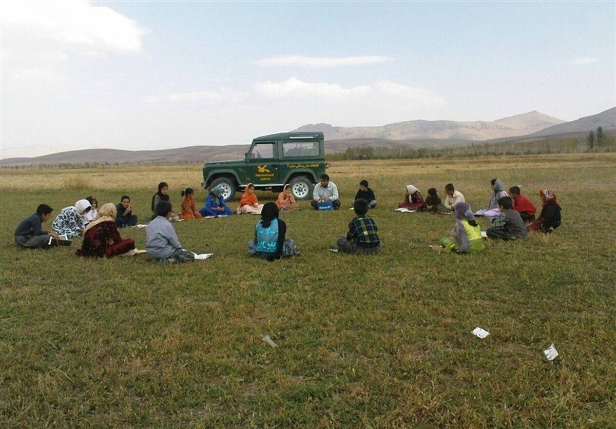 پیامبری کتاب‌ها در مرز میان ۳ کشور در کوه‌های دالامپر