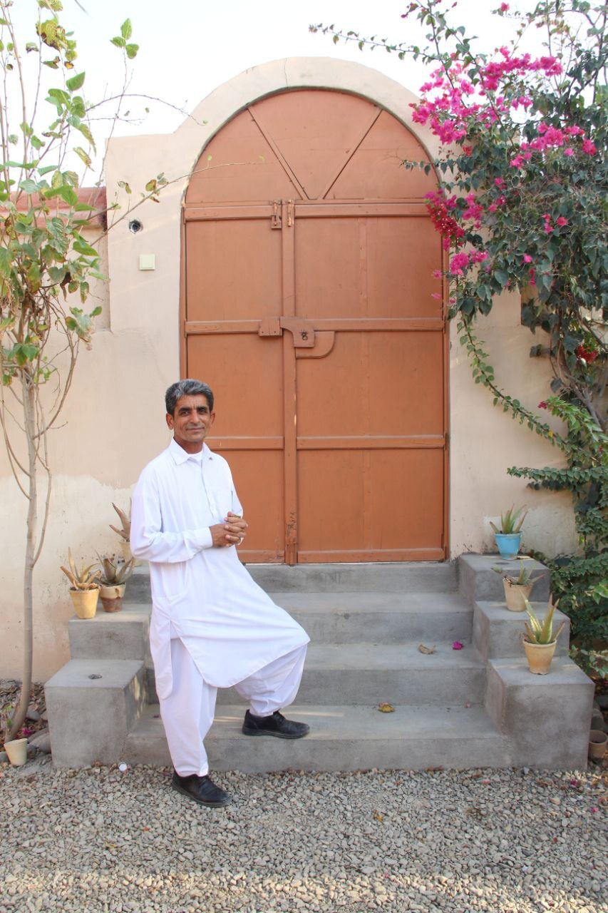 از کتابخوانی در کنار دریا تا پاقدم نویسندگان مشهور در کنار دریا در روستای رمین از کتابخوانی در کنار دریا تا پاقدم نویسندگان مشهور در کنار دریا در روستای رمین