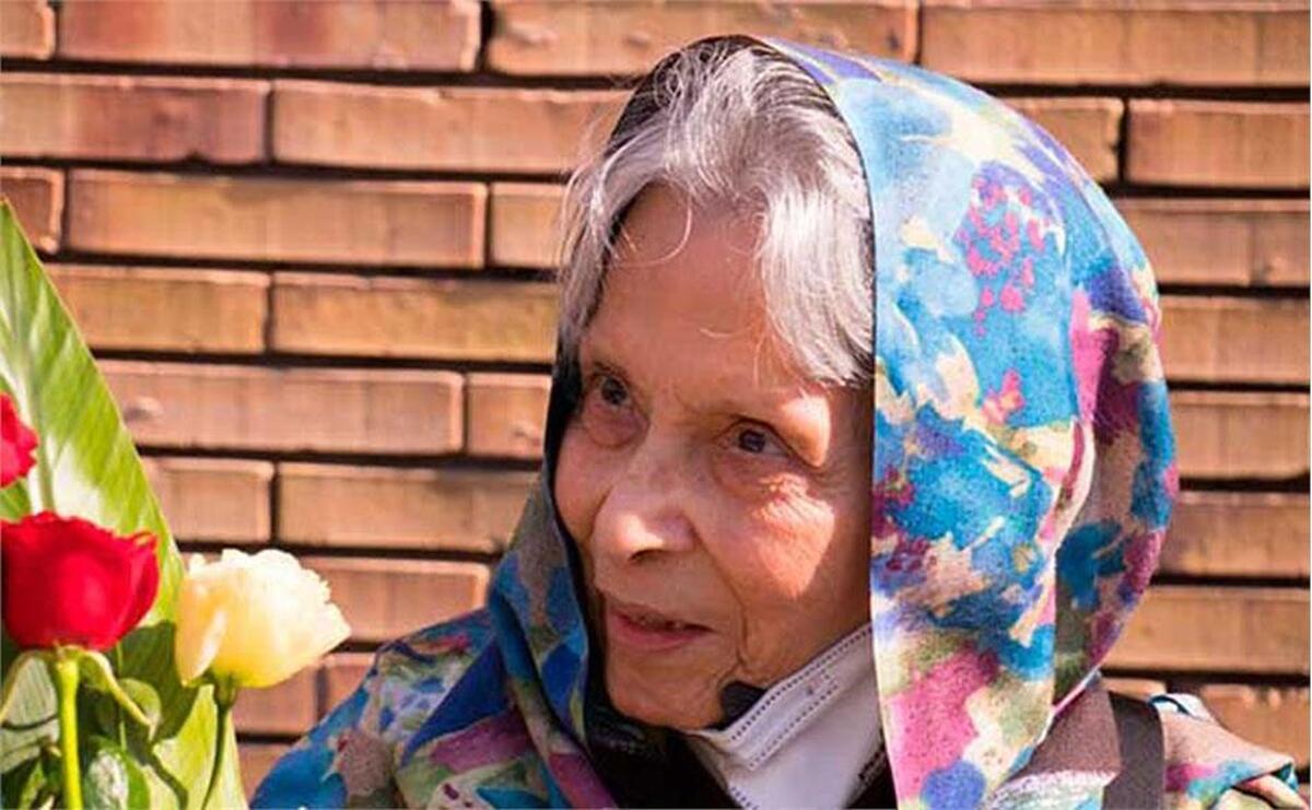 بورسیه تحصیلی؛ پیشکشیِ مادر فقید علم آمار ایران به دانشجویان