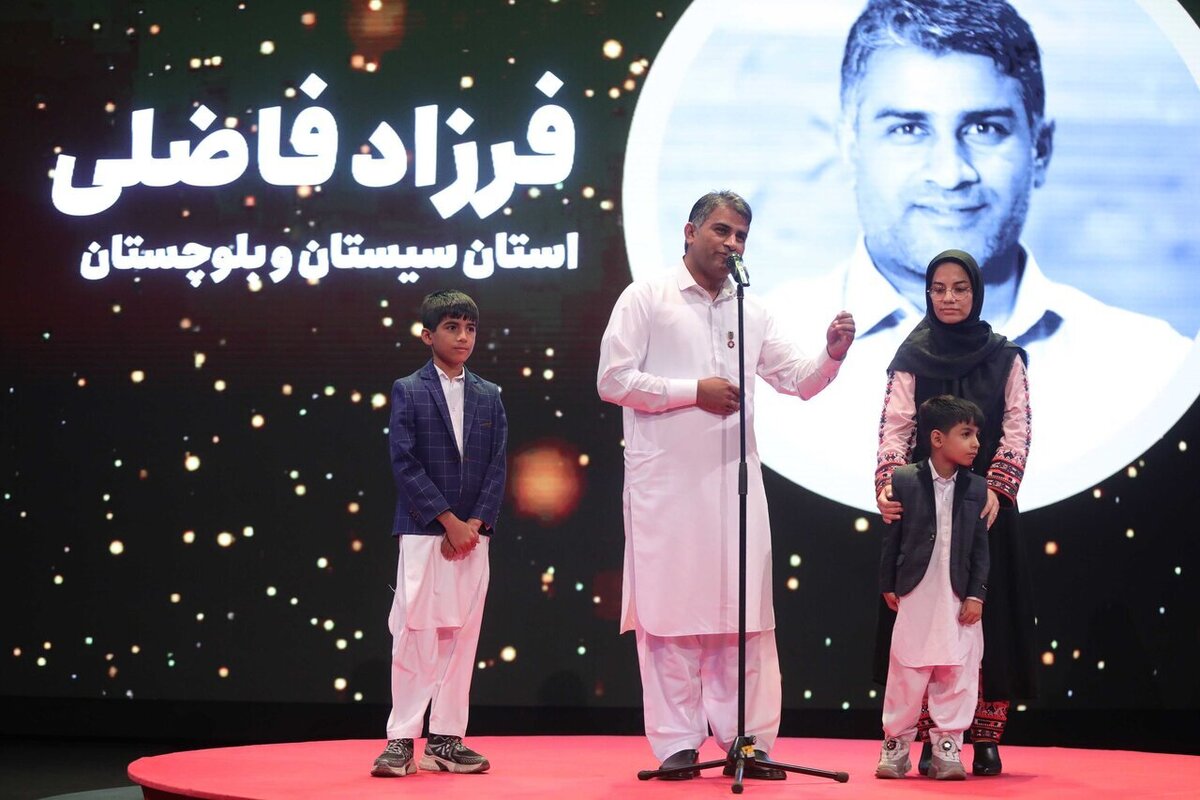 سومین دورۀ «جایزۀ معلم» و تقدیر از معلمان برگزیده/ نمایندگان ۲۳ کشور در میان نامزدها