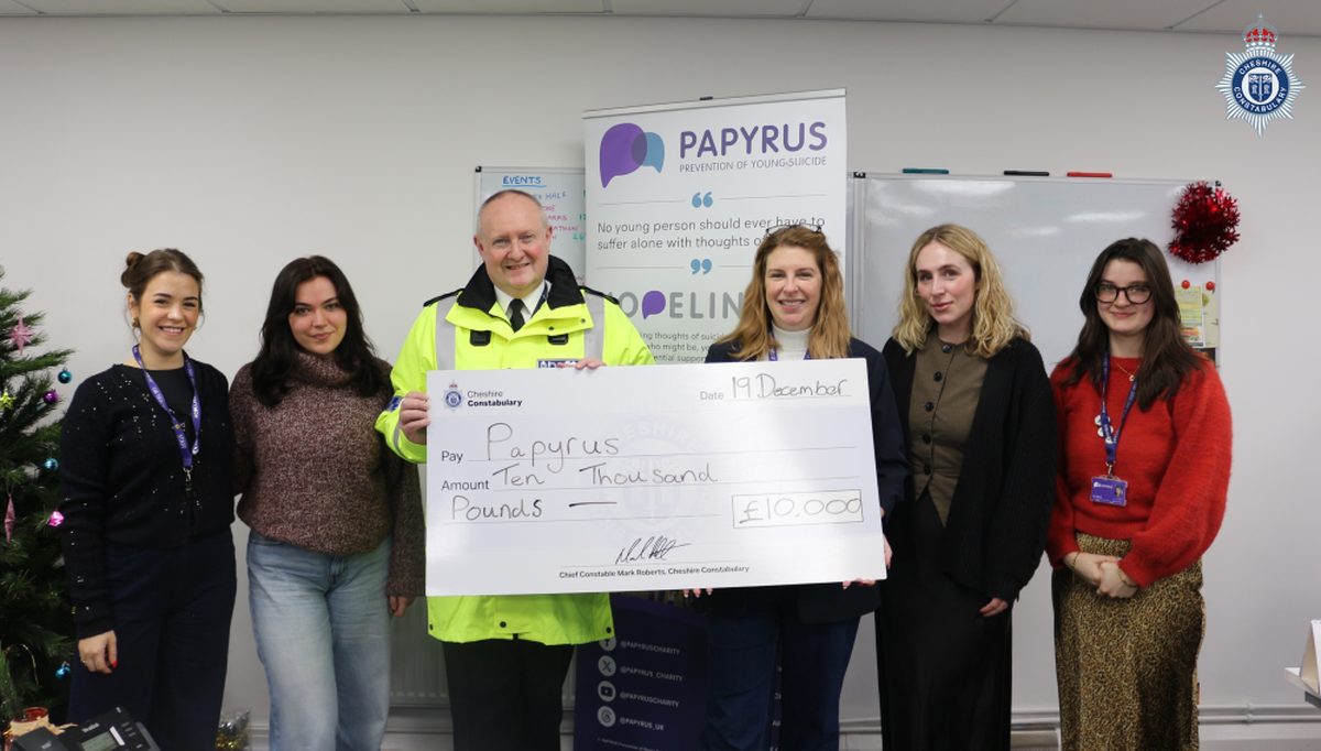 راه‌اندازی پویشی به نفع سلامت روان جوانان توسط اداره پلیس استان «چشایر» در انگلیس