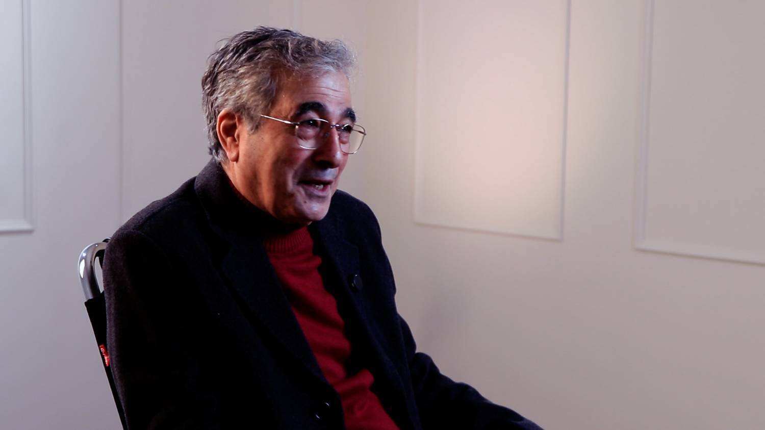 تبلیغ نیکوکاری با تبلیغ پفک فرق دارد