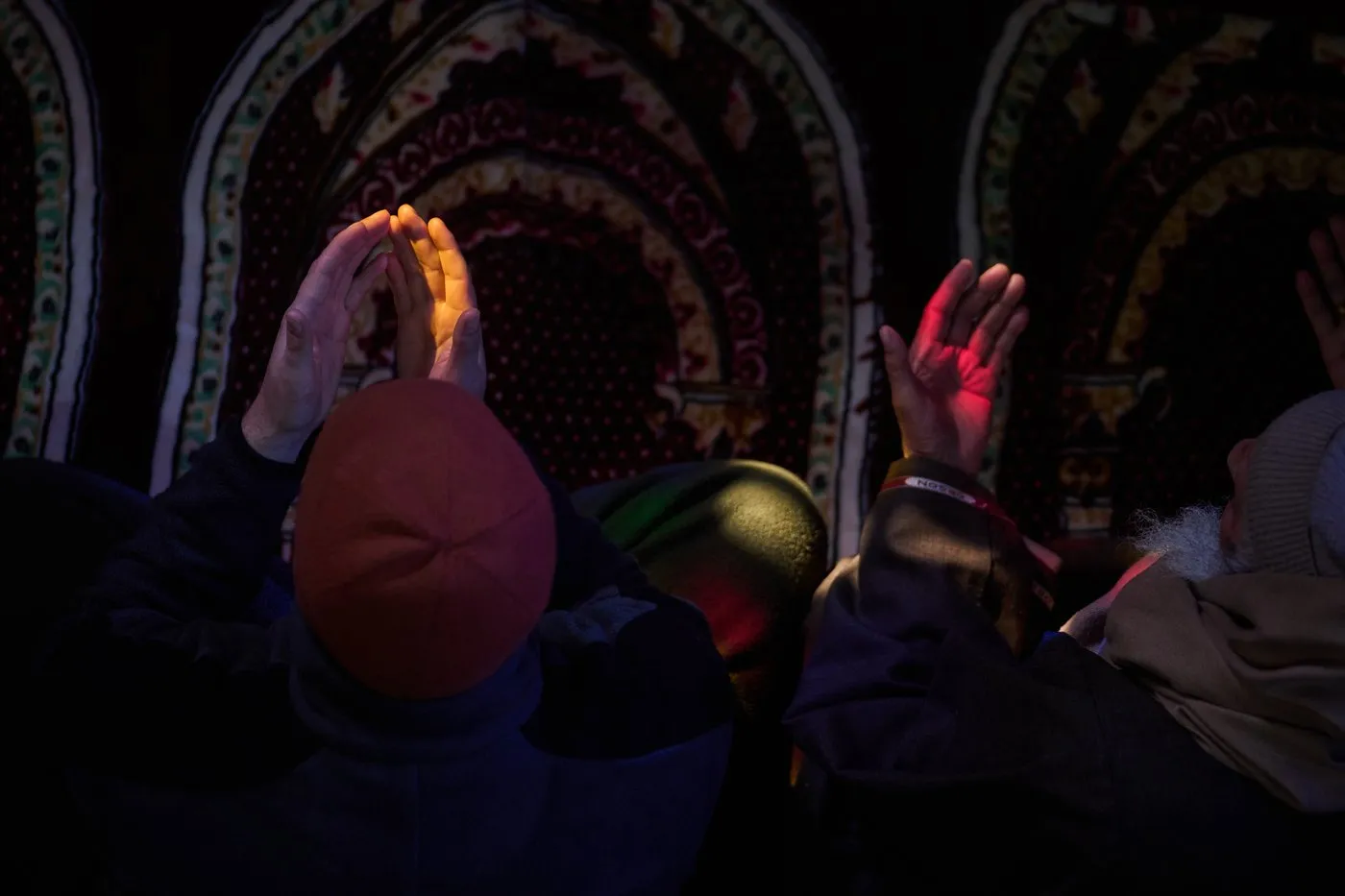 مجموعه عکس آسوشیتد پرس: رمضان، طلیعه‌دار ماه روزه‌داری، عبادت و نیکوکاری برای مسلمانان است،