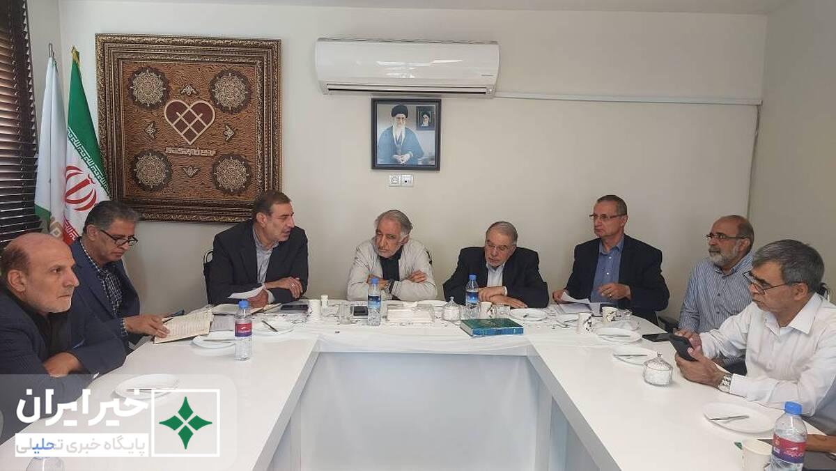 آغاز همکاری مجمع خیرین کشور با شبکۀ ملی سرطان / داوطلبان سلامت در کشور ساماندهی میشوند