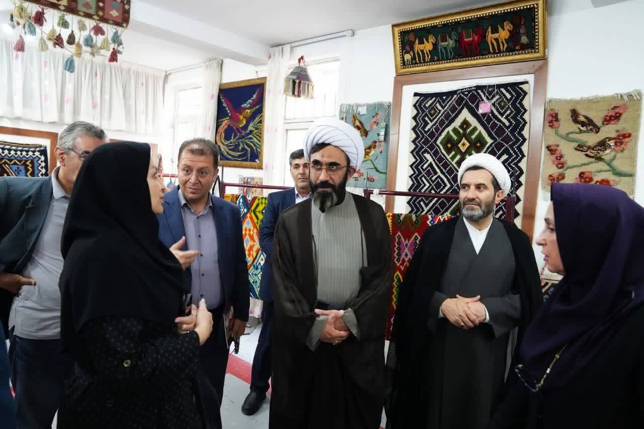 بازدید اعضای دبیرخانۀ جشنوارۀ ملی نشان نیکوکاری از خیریۀ «همدم فتح‌المبین» در مشهد