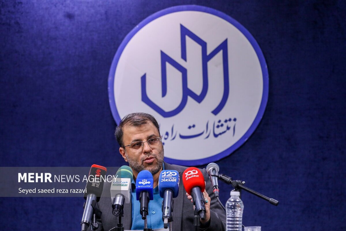 کتاب «الگوی مدیریت نیروهای داوطلب مردمی در جهاد سازندگی» رونمایی شد