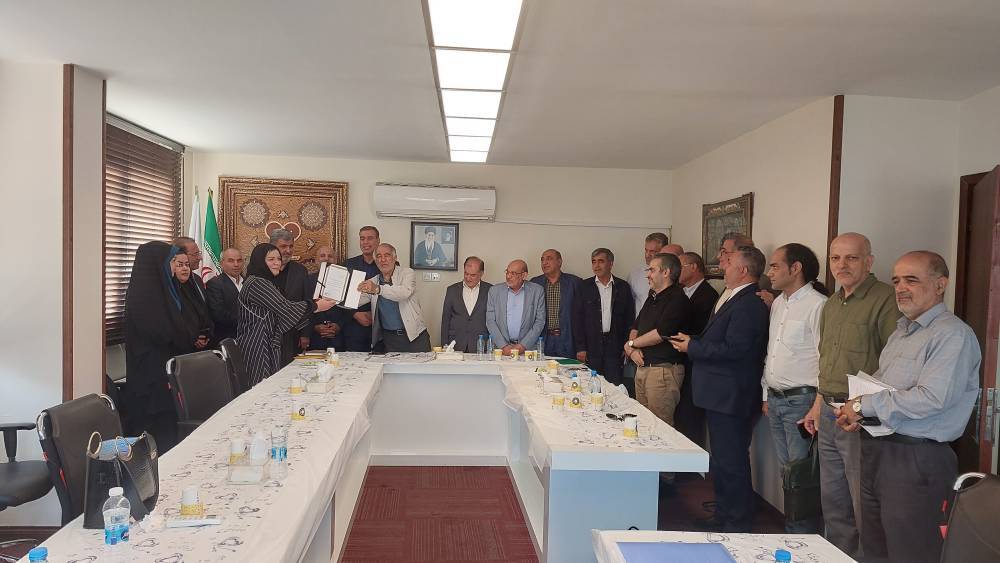پیوست پژوهشیِ طرحِ نظام خیر و احسان تهیه می‌شود / انتظار رئیس مجمع خیرین کشور از رئیس جدید جامعۀ خیرین مدرسه‌ساز برای پیگیری طرح «روزی به یاد دیروز» 