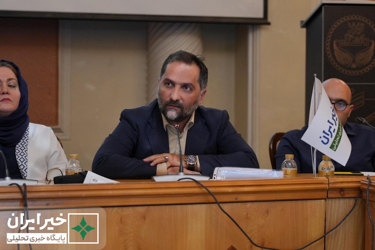 انسانِ خیرخواه نه فقط با خیریه‌ها، بلکه باید با دولت و بخش خصوصی تعامل سازنده داشته باشد