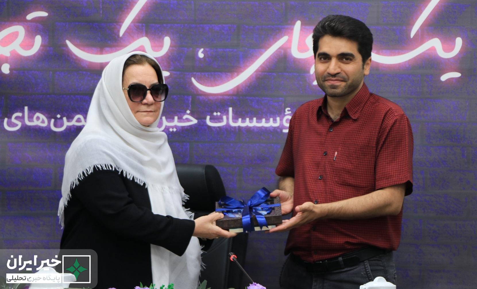 «مهر کوثر کرج»؛ خیریه‌ای برای توانمندسازی مادران و فرزندان نیازمند