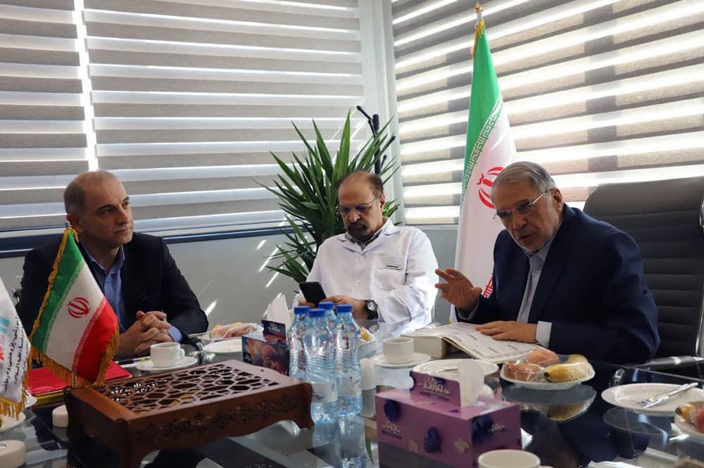 رئیس، نایب‌رئیس، خزانه‌دار و مدیرعامل انجمن حمایت از بیماران و بیمارستان سینا انتخاب شدند