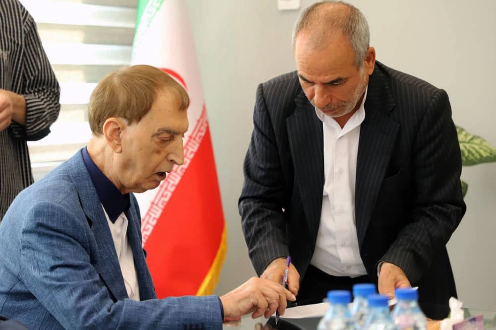 رئیس، نایب‌رئیس، خزانه‌دار و مدیرعامل انجمن حمایت از بیماران و بیمارستان سینا انتخاب شدند