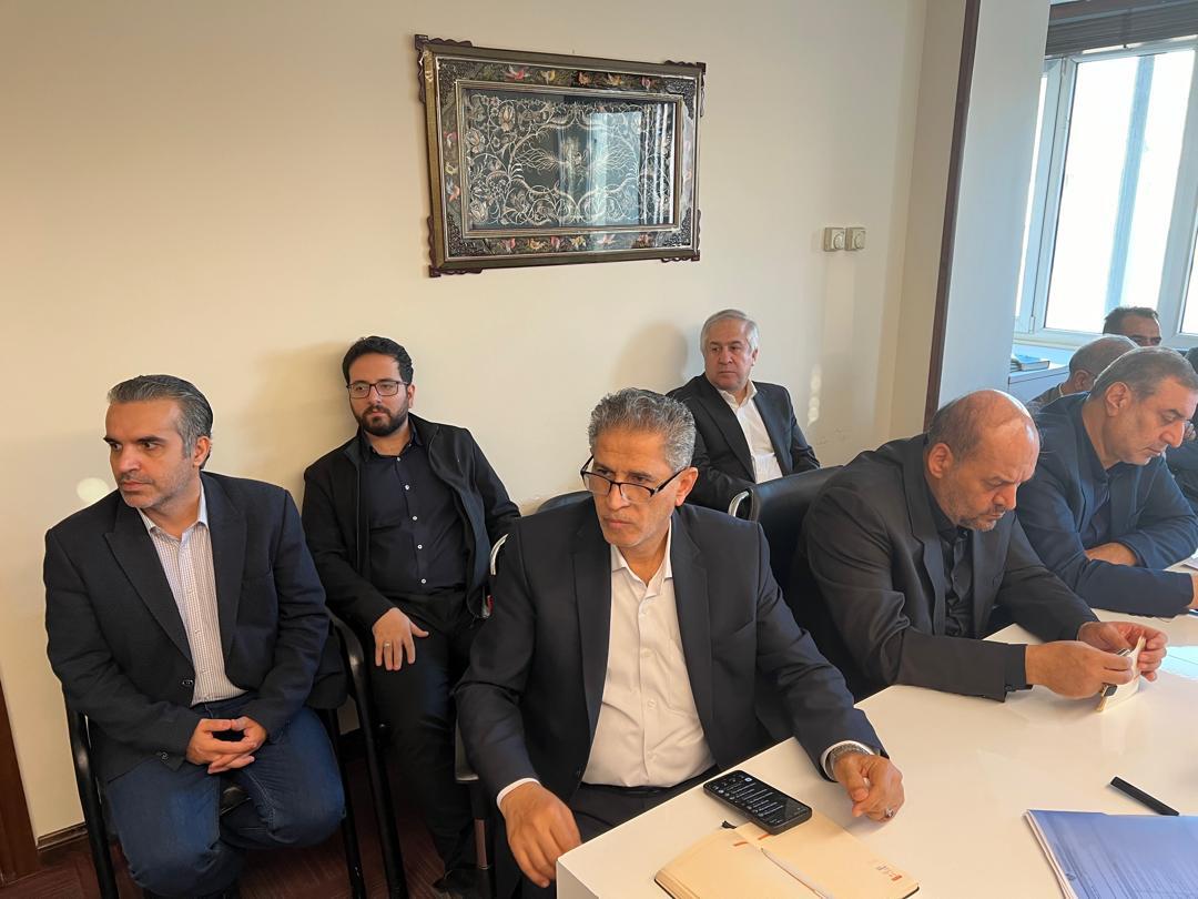 استاندار تهران در جلسه مجمع خیرین کشور: مشکلات تهران با کمک خیرین امکان‌پذیر است 