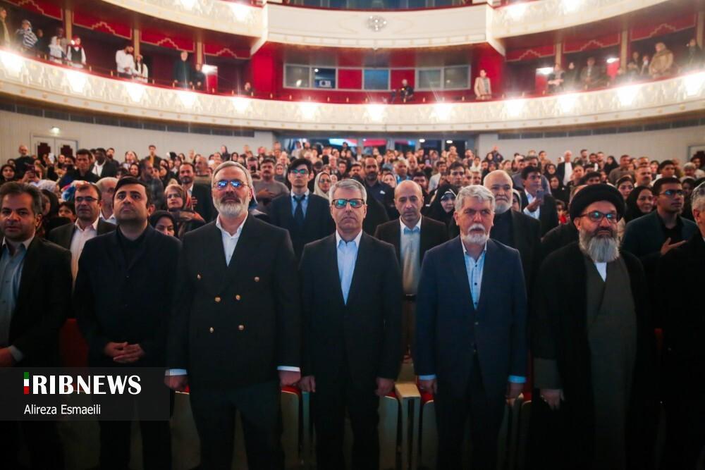 فیلم مستند «پرواز پروانهها» در تالار وحدت تهران اکران شد فیلم مستند «پرواز پروانهها» در تالار وحدت تهران اکران شد