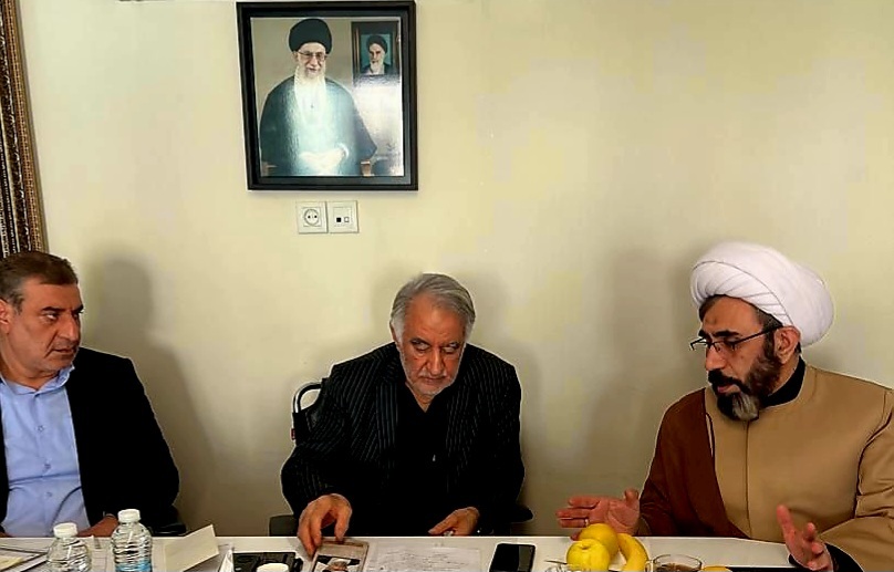 بررسی چگونگی همافزایی مجمع خیرین کشور و دانشگاه علوم پزشکی ایران حول اهداف مشترک در حوزه سلامت هممیهنان بررسی چگونگی همافزایی مجمع خیرین کشور و دانشگاه علوم پزشکی ایران حول اهداف مشترک در حوزه سلامت هممیهنان