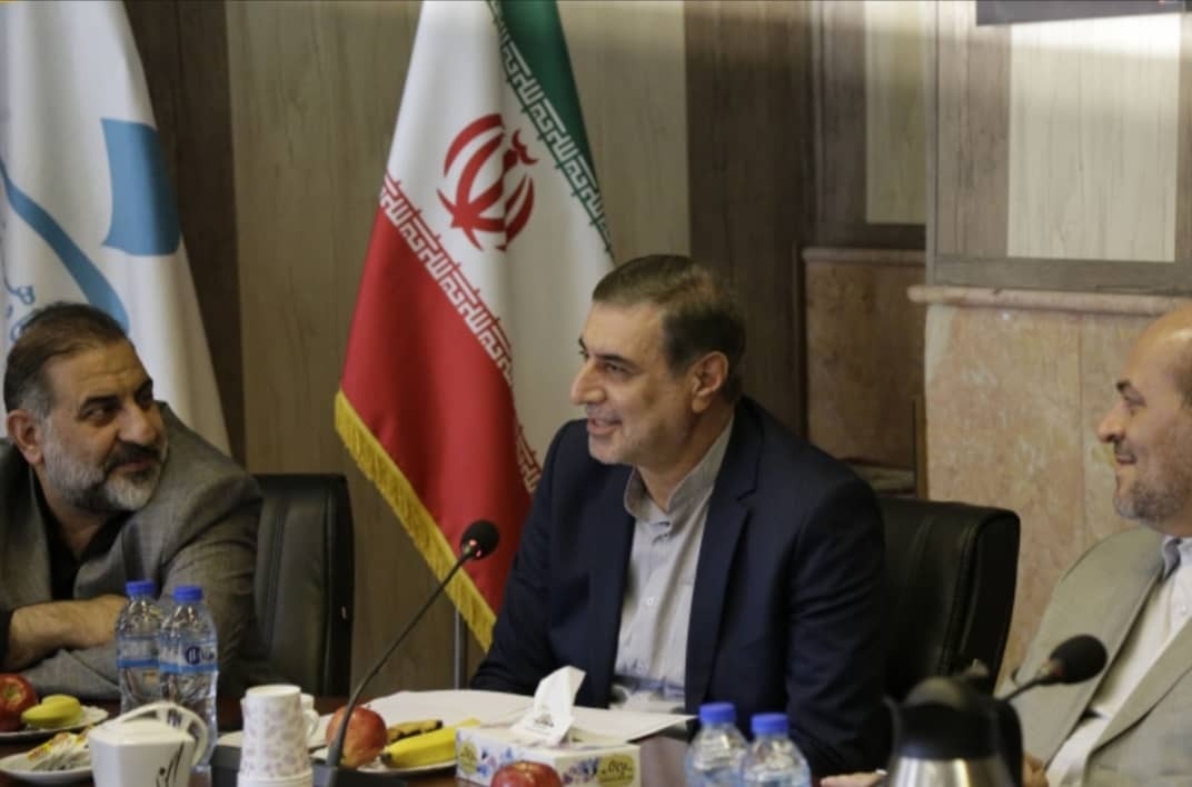 نخستین جلسه هیئتمدیرۀ «بنیاد حامیان دانشگاه هنر ایران» برگزار شد نخستین جلسه هیئتمدیرۀ «بنیاد حامیان دانشگاه هنر ایران» برگزار شد