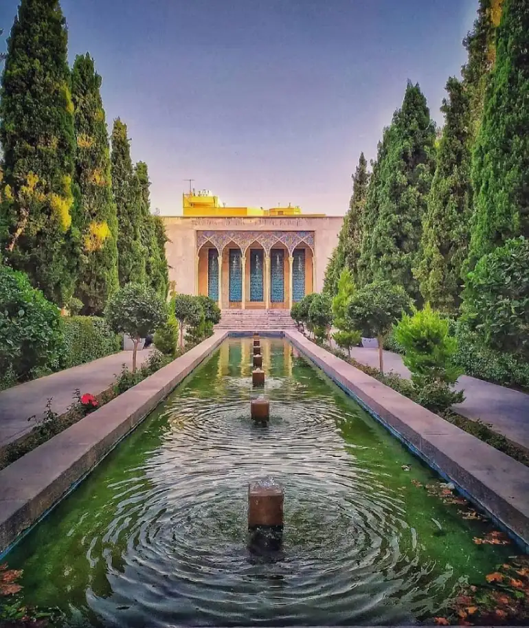 قسمت دوم: قناعت و زیستنِ سبک‌بار در شعر صائب