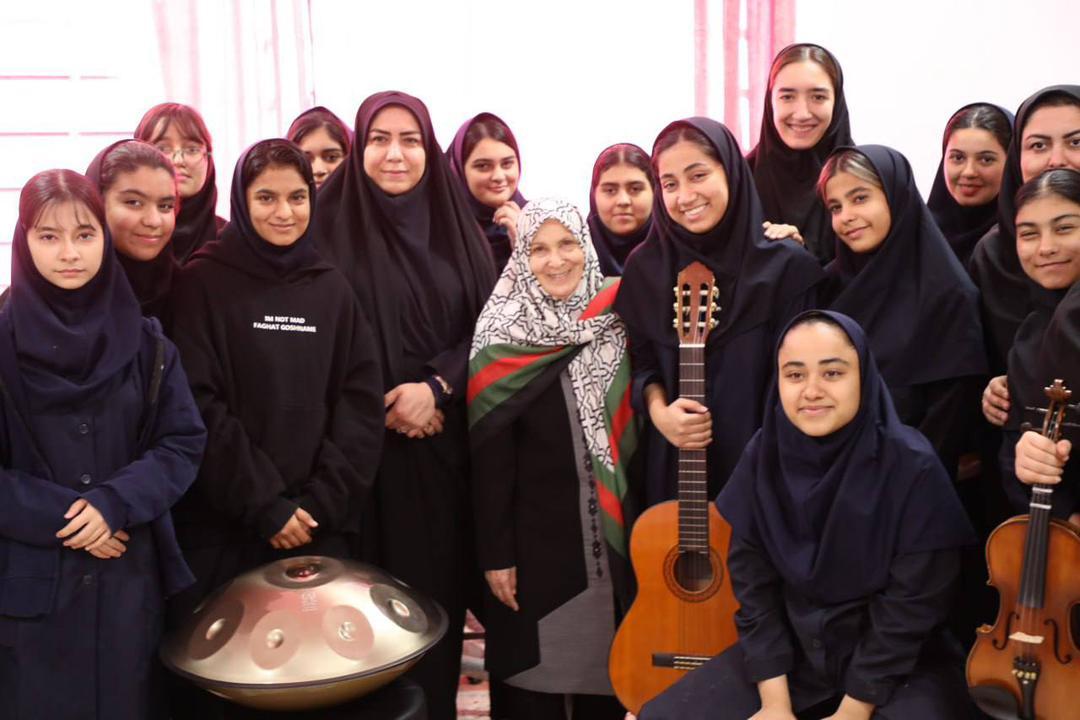«مهر گیتی» دو هنرستان واقع در شهرهای شمالی کشور را با همراهی خیرین تجهیز کرد