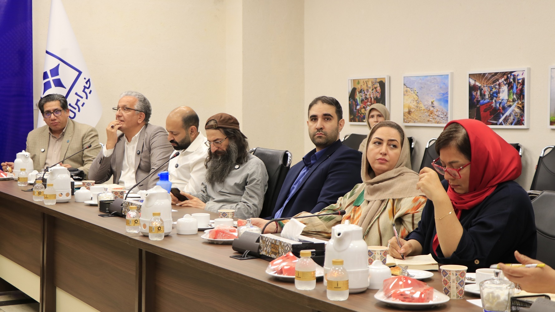نشست سیاستگذاری و هم‌اندیشی اعضای هیئت علمی آکادمی خیر ایران برگزار شد