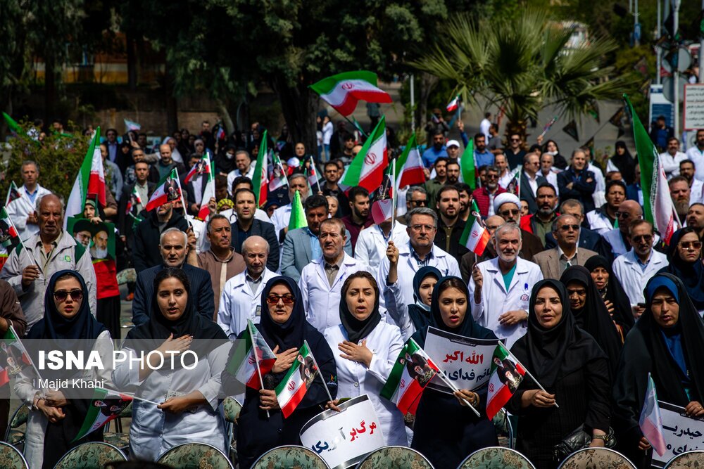به مناسبت روز جهانی پرستار: ایثار، خدمت، و مقاومت؛ پرستاران ایران از دیروز تا امروز به مناسبت روز جهانی پرستار: ایثار، خدمت، و مقاومت؛ پرستاران ایران از دیروز تا امروز