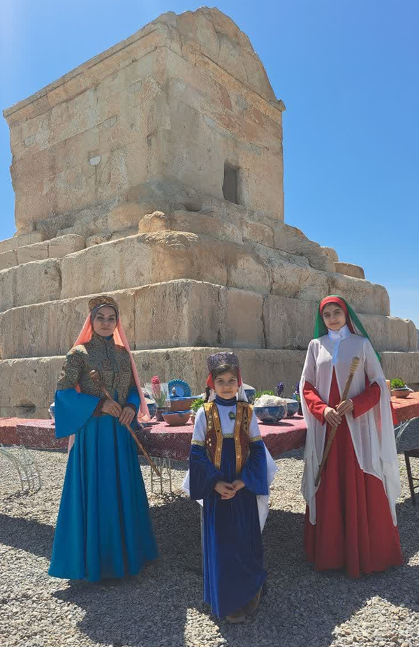 آرزو دارم جشنوارهٔ نقالی کودکان دارای اوتیسم برگزار شود آرزو دارم جشنوارهٔ نقالی کودکان دارای اوتیسم برگزار شود