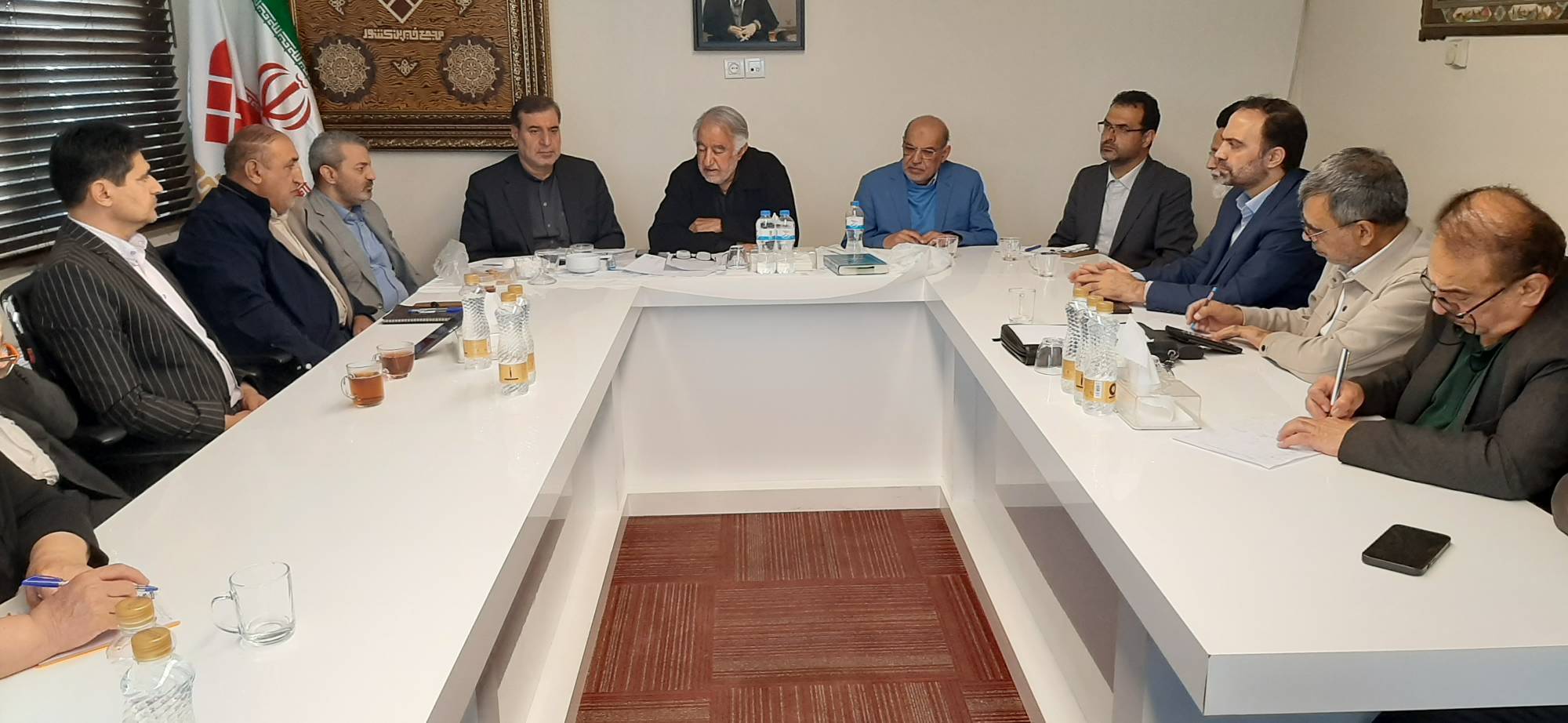 بررسی راهکارهای تسریع بازسازی مناطق آسیبدیده از جنگ در نشست هیئتمدیره مجمع خیرین کشور بررسی راهکارهای تسریع بازسازی مناطق آسیبدیده از جنگ در نشست هیئتمدیره مجمع خیرین کشور