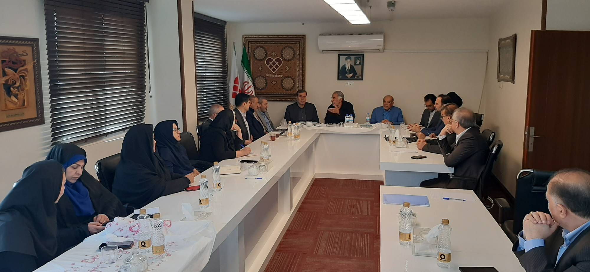 بررسی راهکارهای تسریع بازسازی مناطق آسیبدیده از جنگ در نشست هیئتمدیره مجمع خیرین کشور بررسی راهکارهای تسریع بازسازی مناطق آسیبدیده از جنگ در نشست هیئتمدیره مجمع خیرین کشور