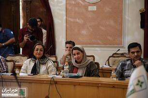 نشست بررسی نقش نیکوکاری در حل مسائل کشور