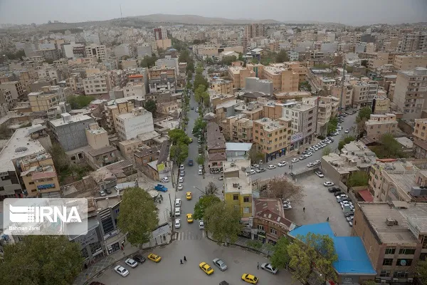 وضعیت حکمرانی وقف در تولید فضاهای شهری کرمانشاه