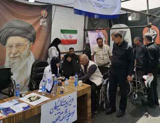برپایی غرفه خدمات درمانی و مشاوره‌ای مجمع خیرین سلامت استان تهران در آیین باشکوه وداع با «آقای شهید ایران»