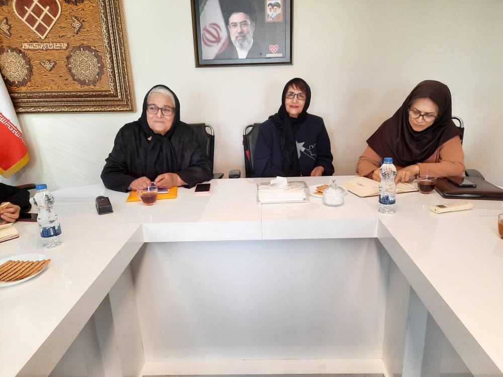 بررسی برنامههای راهبردی ستاد بانوان مجمع خیرین کشور با تأکید بر توسعه مشارکتهای اجتماعی بررسی برنامههای راهبردی ستاد بانوان مجمع خیرین کشور با تأکید بر توسعه مشارکتهای اجتماعی