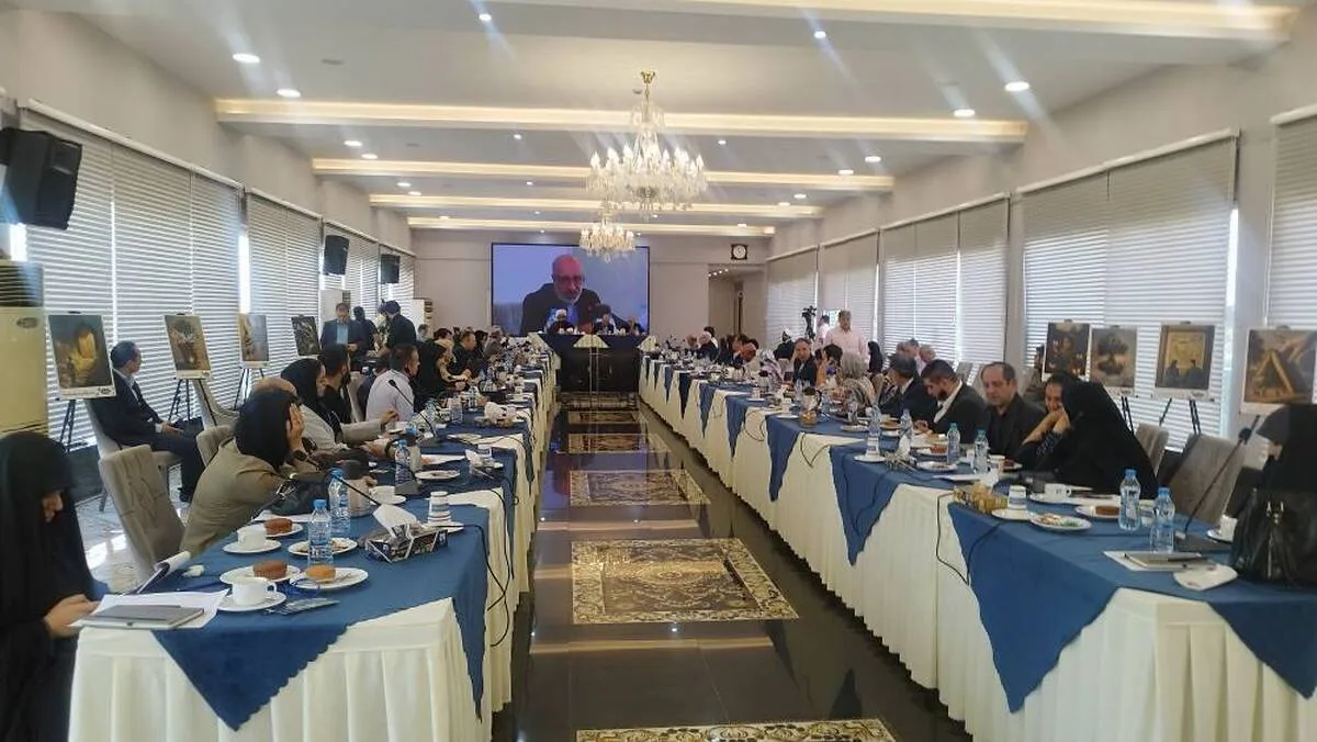 از ظرفیت ایرانیانِ خارج از کشور در توسعۀ فرهنگ وقف و امور خیر استفاده شود