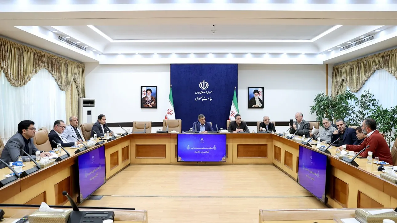 نشست جمعی از خیرین و مدیران خیریه‌ها با معاون اجرایی رییس‌جمهور