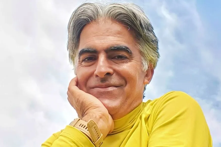 سپاهی یونسی؛ روزنامه‌نگار شاعری با قلم گره‌گشا