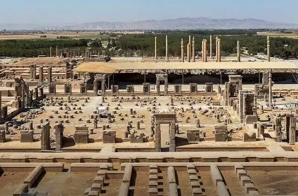 «الحاق شهری»؛ یک آزمون دیگر برای تخت‌جمشید