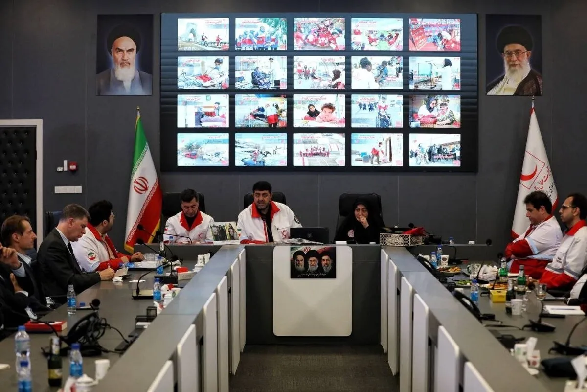 نشست هم‌اندیشی هلال‌احمر با نمایندگان سازمان‌های بشردوستانه