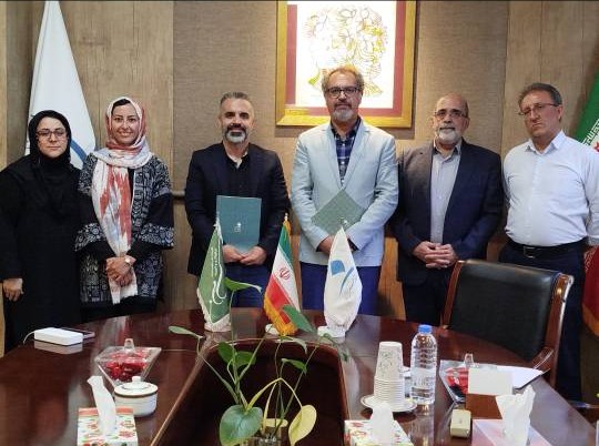 گامی دیگر برای پیوند دانشگاه و نهادهای مدنی؛ تفاهم‌نامه همکاری میان «شبکه ملی» و «دانشگاه هنر ایران» منعقد شد