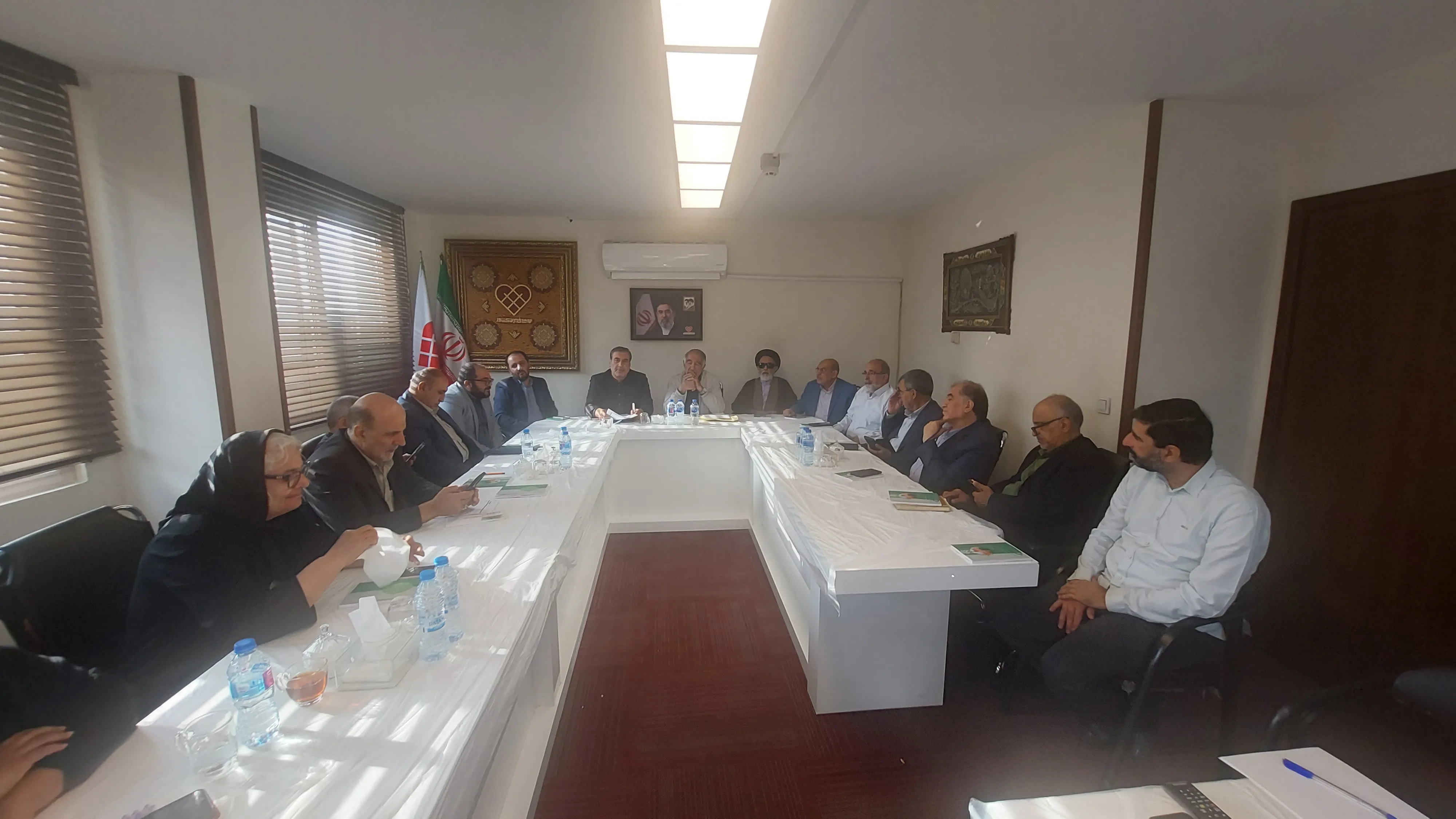 مجمع خیرین