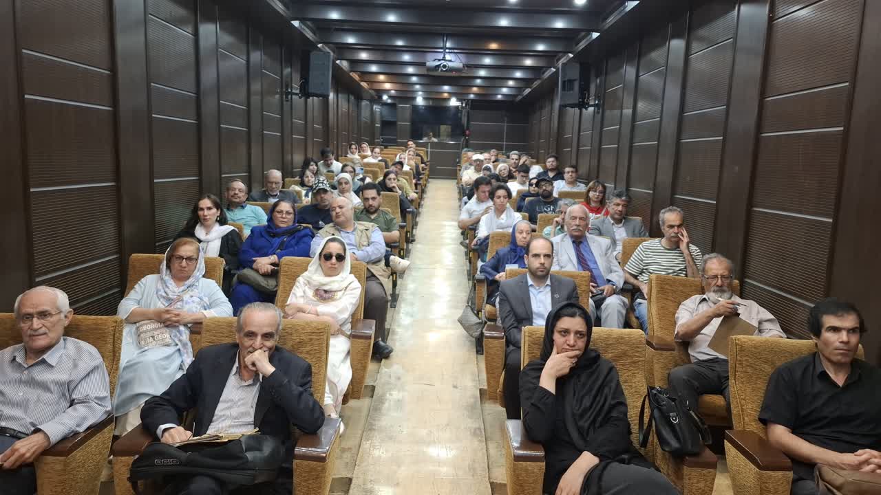 نخستین اکران مستند گویاسازی‌شده «با من برقص» برای افراد دارای آسیب بینایی برگزار شد