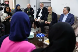 بازدید رئیس جمهور از بنیاد خیریه روشنای امید