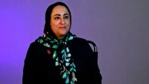 گفت و گو با زهرا حاجی‌زاده؛ مدیرعامل انجمن احیای ارزش‌ها